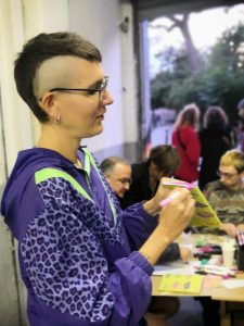 Atelier de pimpage et de customisation du livre 404 par son auteure Fanny Quémpebt